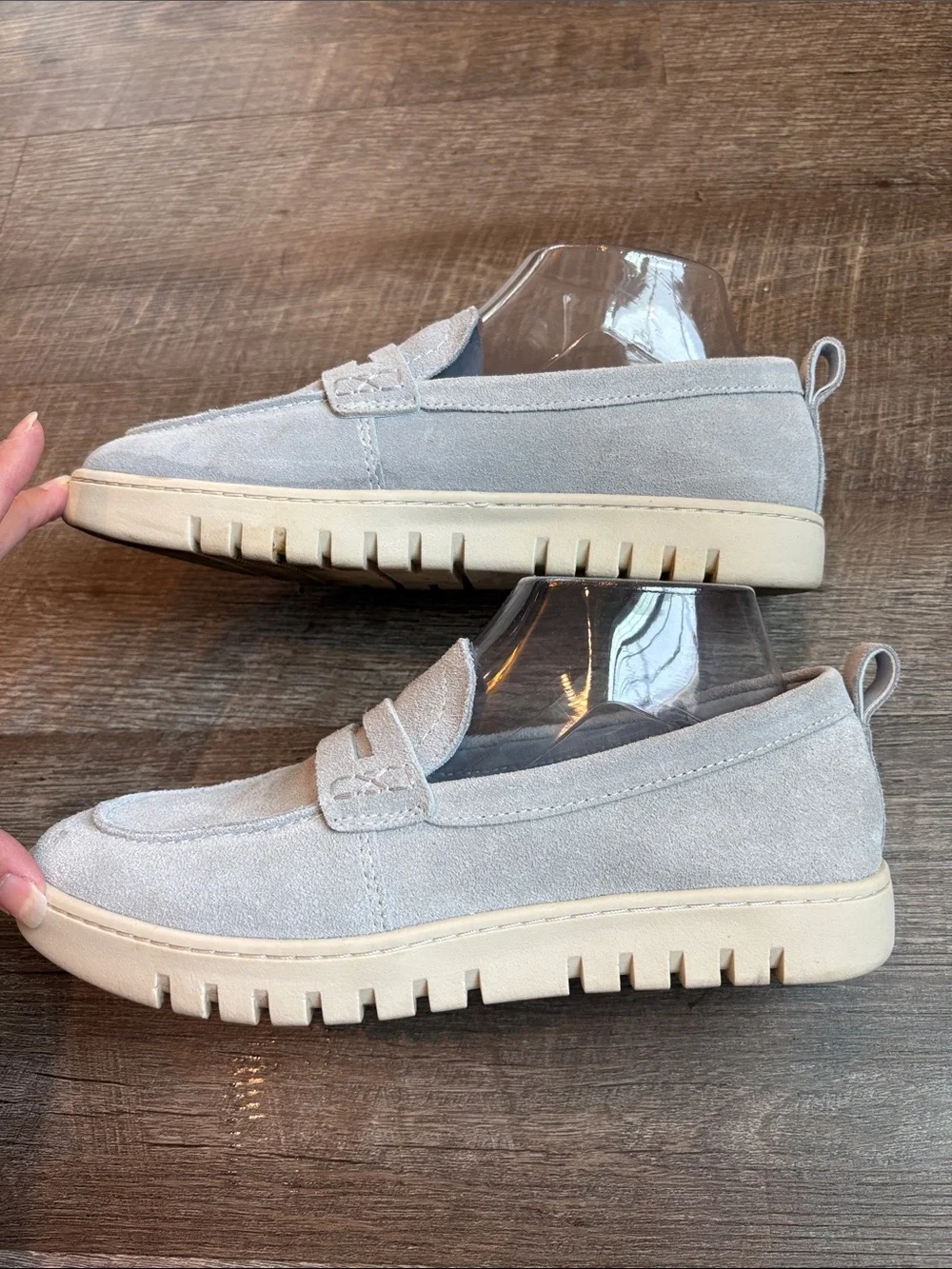 Anne Klein Livvey Suede Loafers Women’s 8.5 Light Gray Slip On